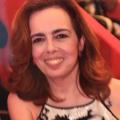 Regina, que procura negociar um imóvel em Aldeia da Serra, Alphaville, Área Rural de Barueri, Barueri, em torno de R$ 300.000