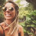 { Thais } { Menegat }