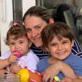 { Beatriz } { de Lima Passos }