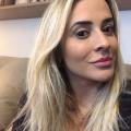 { Érika } { Letícia Medeiros }
