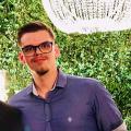 Daniel, que procura negociar um imóvel em Guaíra, Novo Mundo, guabirotuba, Curitiba, em torno de R$ 1.500