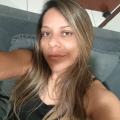 Simone, que procura negociar um imóvel em Parque Atenas do Sul, Jardim Shangri-lá, Itapetininga, em torno de R$ 350.000