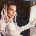 Anapaula, que procura negociar um imóvel em Moinhos de Vento, Petrópolis, Santana, Porto Alegre, em torno de R$ 850.000