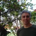 José Augusto, que procura negociar um imóvel em Guilhermina, Cidade Ocian, Aviação, Praia Grande, em torno de R$ 2.500