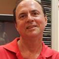 Oswaldo - Vendendo - Apartamento com 24m² - Laranjeiras - Rio de Janeiro