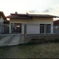 Larissa - Vendendo - Casa com 200m² - Itaum - Joinville