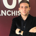 João - Vendendo - Casa com 69m² - Adhemar Garcia - Joinville