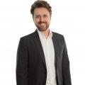 { Lucas } { de Castro Magalhães }