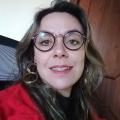 Pâmela, que procura negociar um imóvel em Cristal, Nonoai, Teresópolis, Porto Alegre, em torno de R$ 1.500