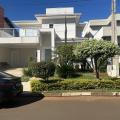 Silvia, que procura negociar um imóvel em Cambuí, Taquaral, Notre Dame, Campinas, em torno de R$ 750.000