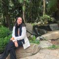 Giovana, que procura negociar um imóvel em Botafogo, Copacabana, Catete, Rio de Janeiro, em torno de R$ 2.000